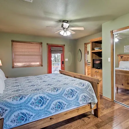 Broken Bow Cottage With Deck, Hot Tub And Fire Pit! Exterior photo