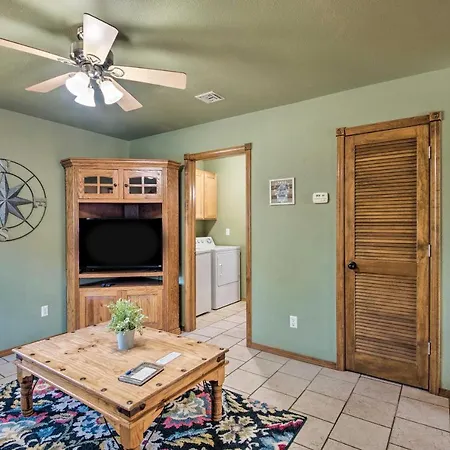 Broken Bow Cottage With Deck, Hot Tub And Fire Pit! Exterior photo
